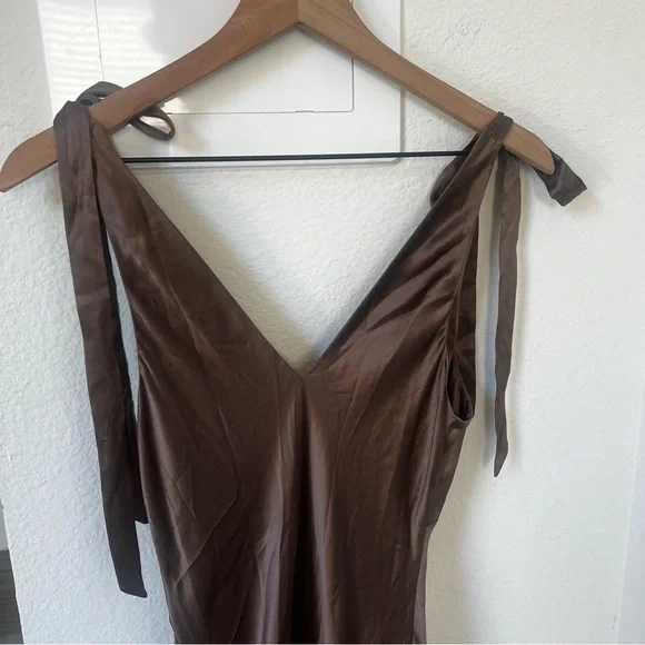 NWT Reformation Pernille Silk Maxi Dress in Magnetic Brown, Flaw - Picture 8 of 10